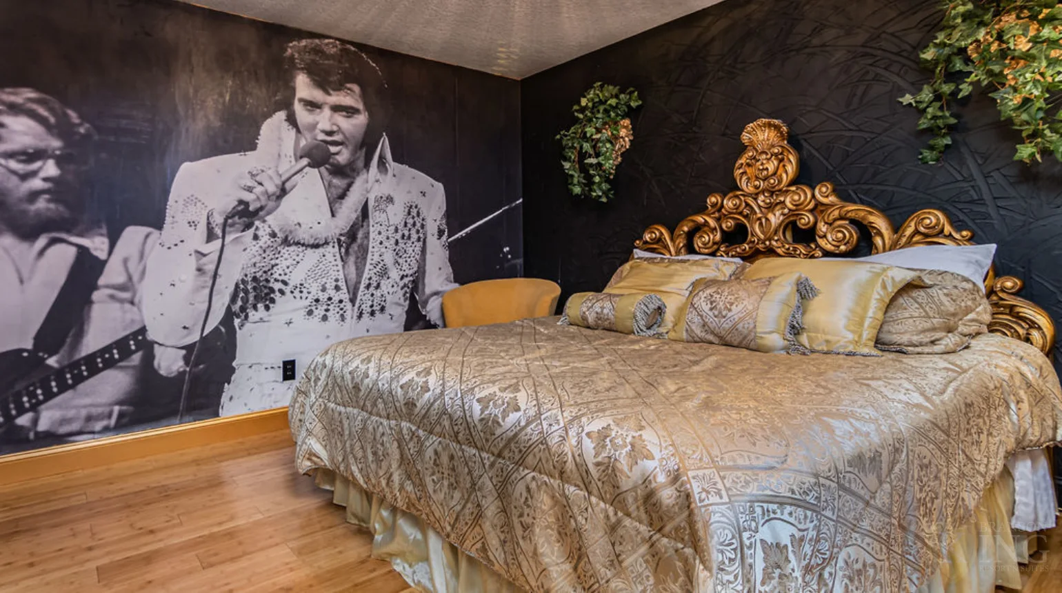 Presely's Penthouse 1