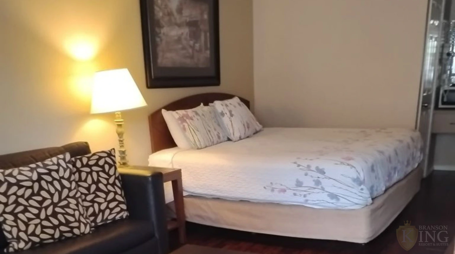 Welcome to Branson King Resorts & Suites, where comfort meets luxury.