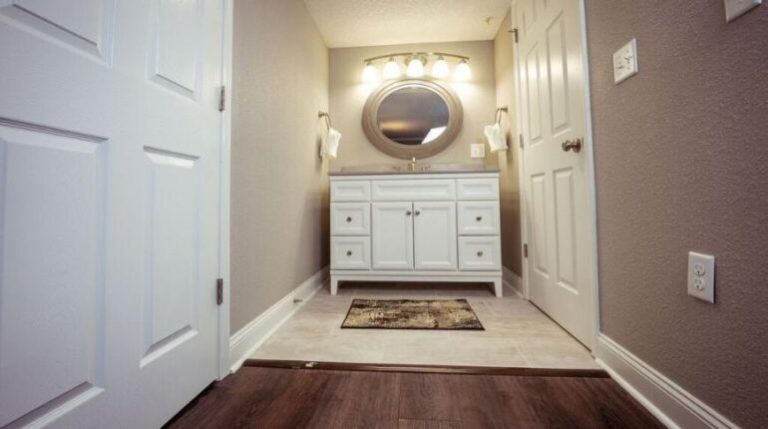 Welcome to Branson King Resorts & Suites, where comfort meets luxury.