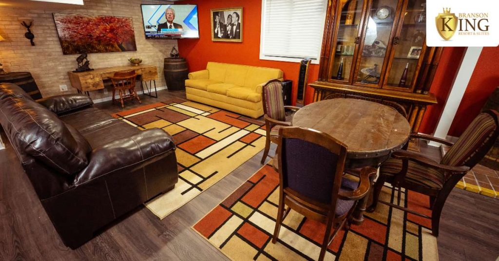 Affordable Royal Stay - Branson King Resort & Suites