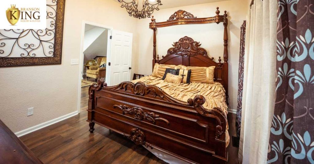 Perfect King-Themed Room - Branson King Resort & Suites