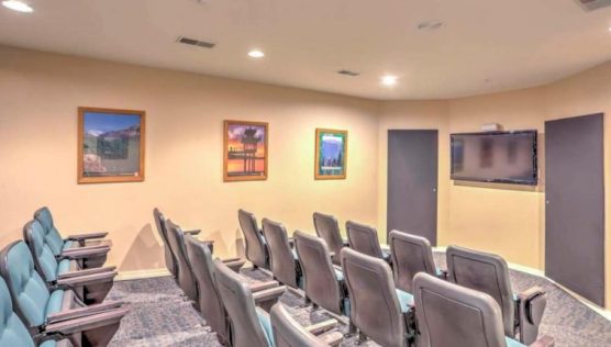 Welcome to Branson King Resorts & Suites, where comfort meets luxury.