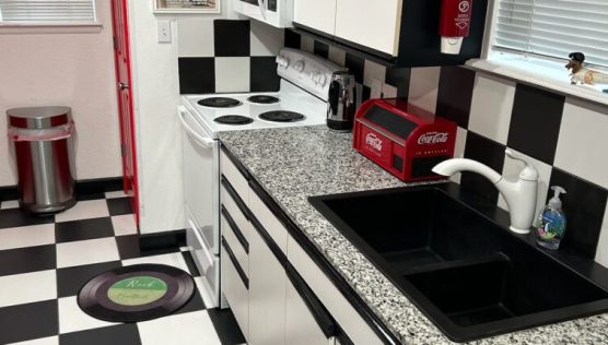 Welcome to Branson King Resorts & Suites, where comfort meets luxury.